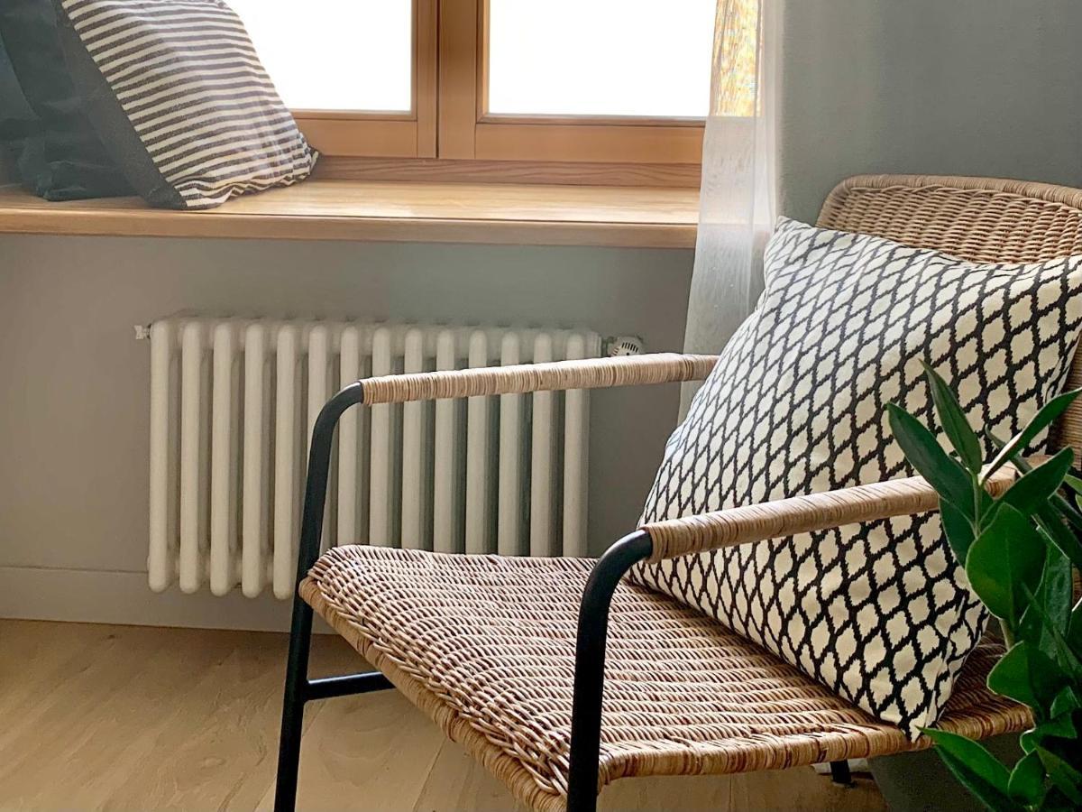 Stylish New Apartment In Riga Old Town - City Centre, Self Check-In, Walkable To Major Attractions Exterior photo